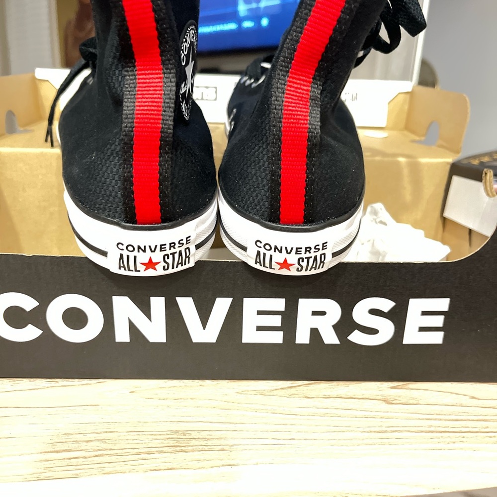 8.5 converse (women)
